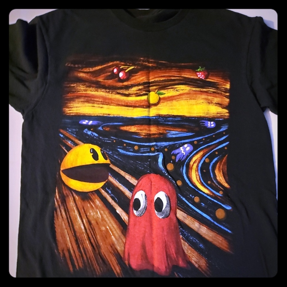 Men's black shirt